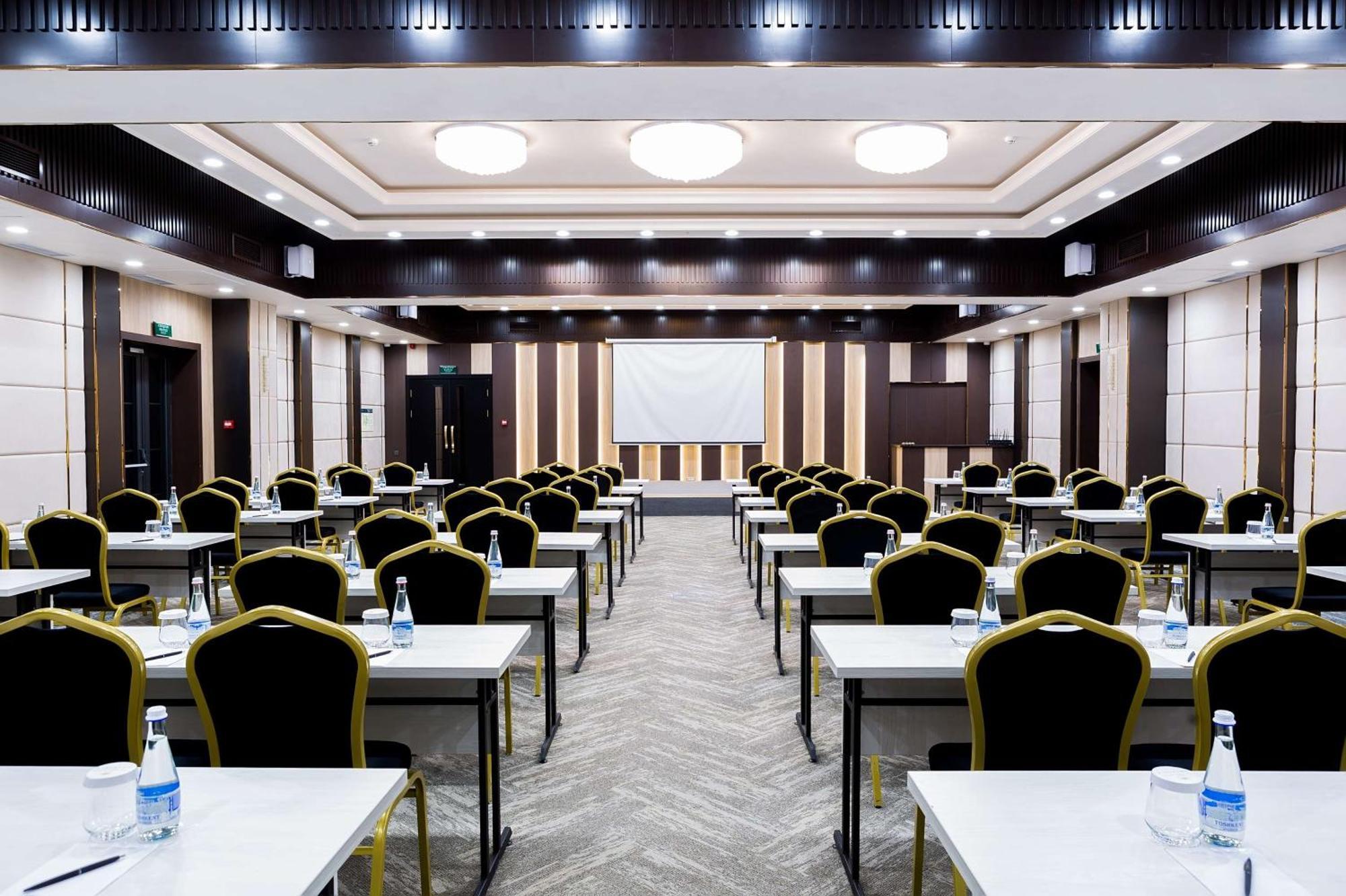 Panarams Tashkent Hotel, a member of Radisson Individuals Bagian luar foto