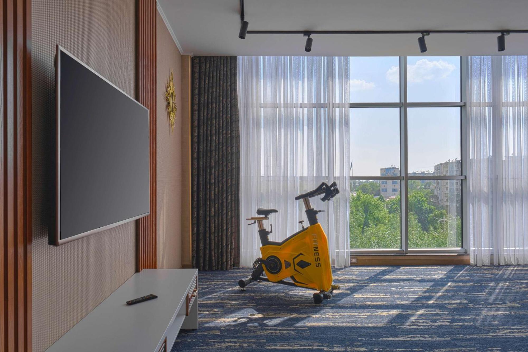 Panarams Tashkent Hotel, a member of Radisson Individuals Bagian luar foto
