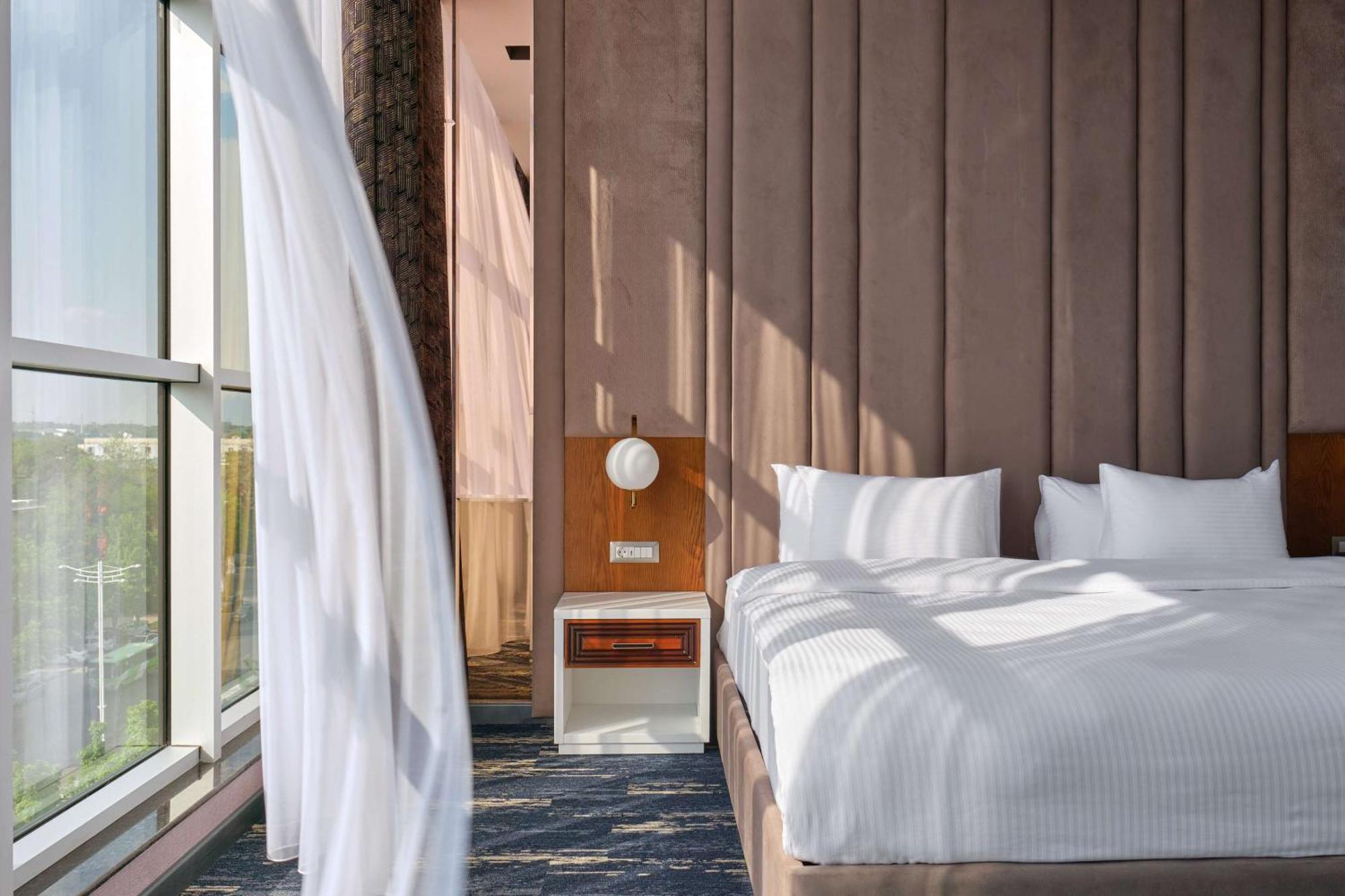 Panarams Tashkent Hotel, a member of Radisson Individuals Bagian luar foto