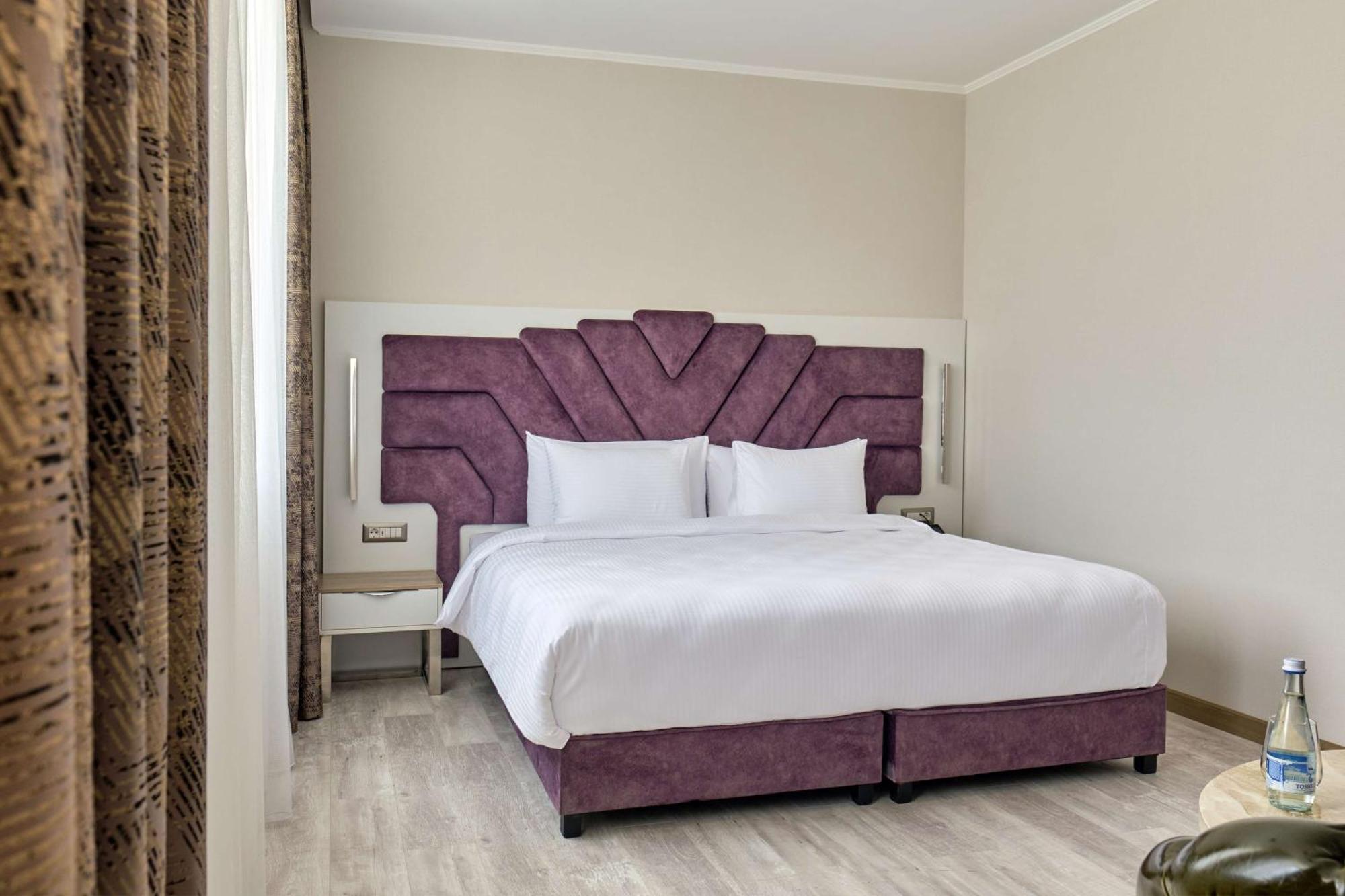 Panarams Tashkent Hotel, a member of Radisson Individuals Bagian luar foto