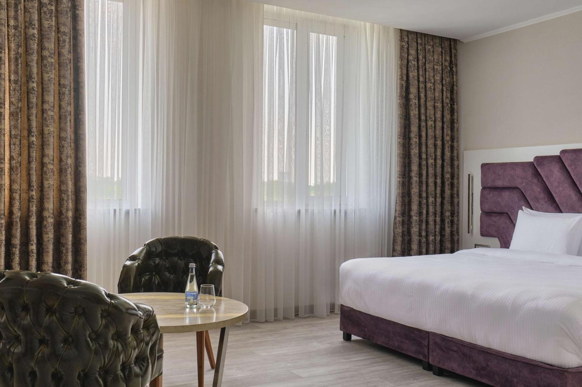 Panarams Tashkent Hotel, a member of Radisson Individuals Bagian luar foto